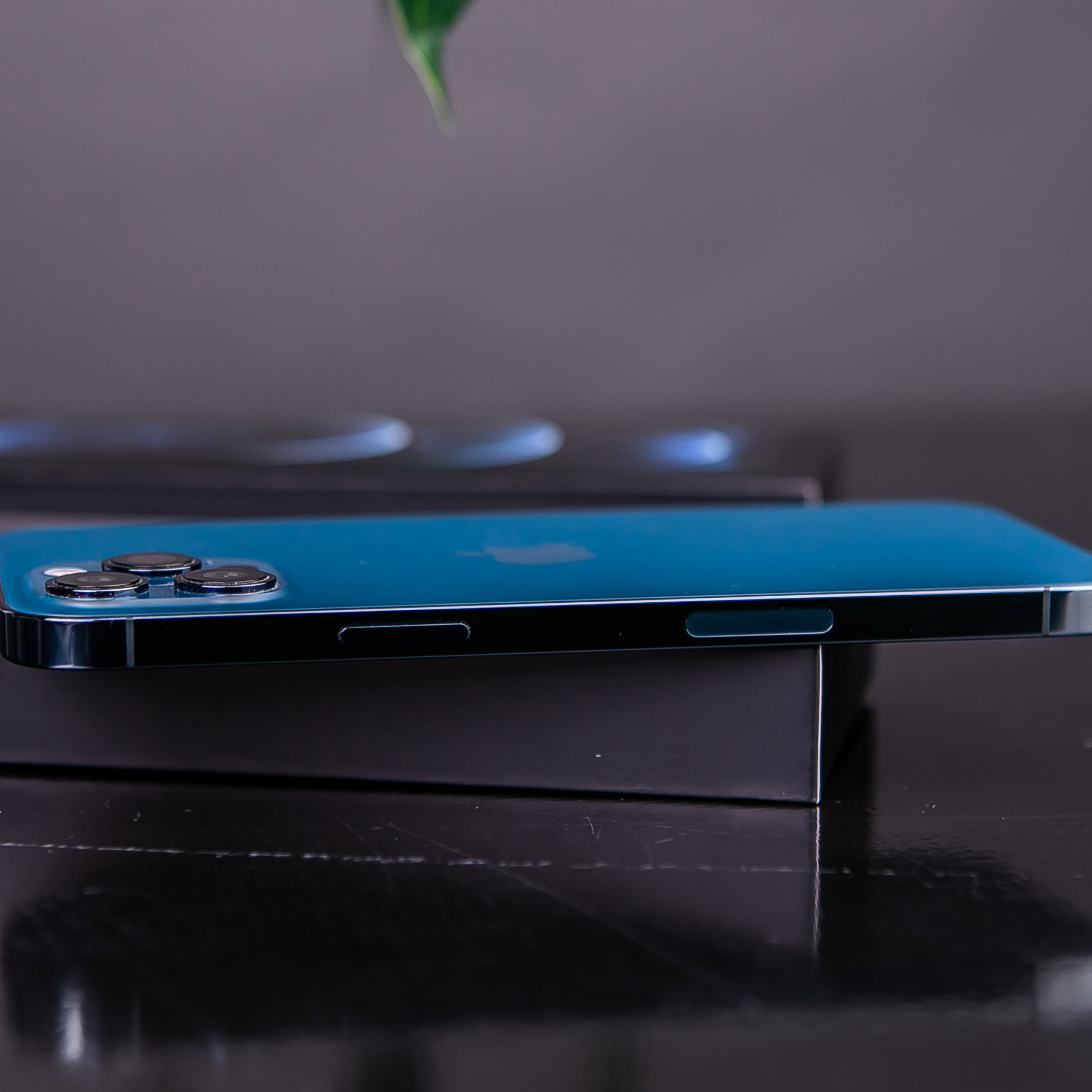 iPhone 12 Pro Max 256gb, Pacific Blue (MGDF3) б/у